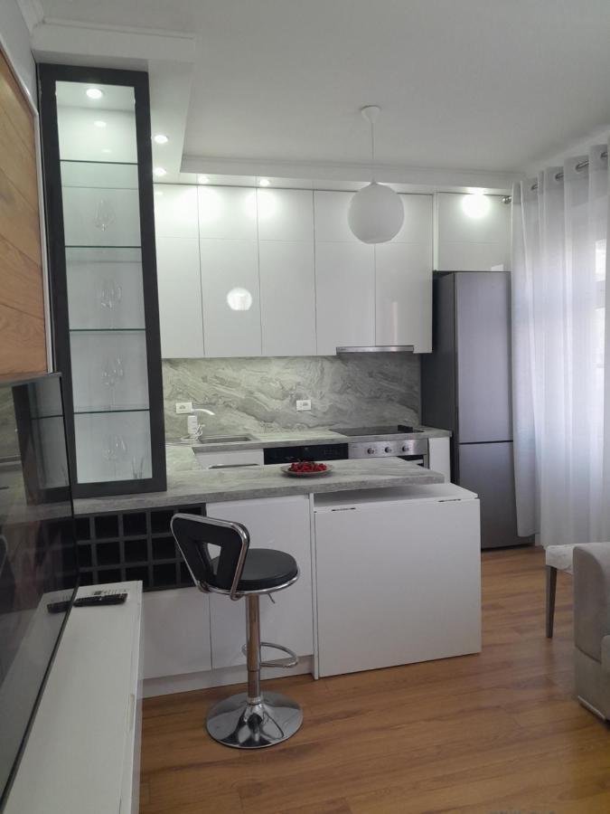 City Center Apartment Niko 04 Tirana Extérieur photo