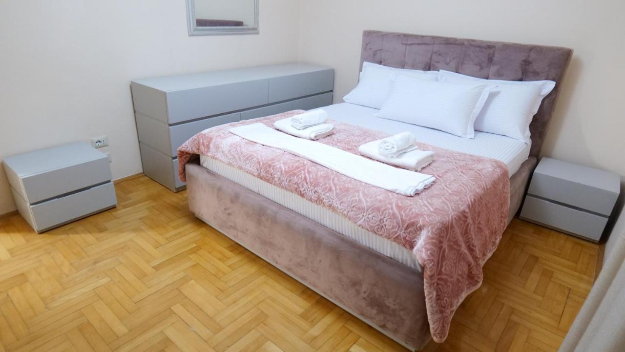 City Center Apartment Niko 04 Tirana Extérieur photo