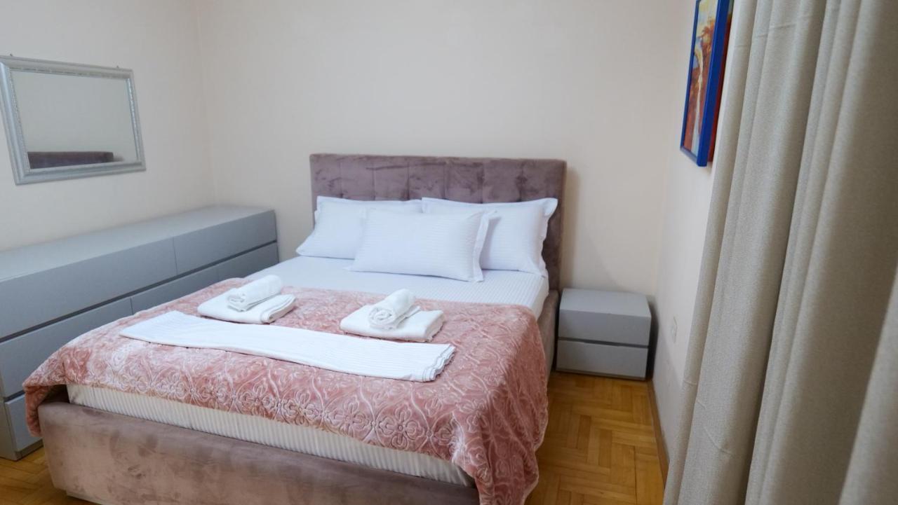 City Center Apartment Niko 04 Tirana Extérieur photo
